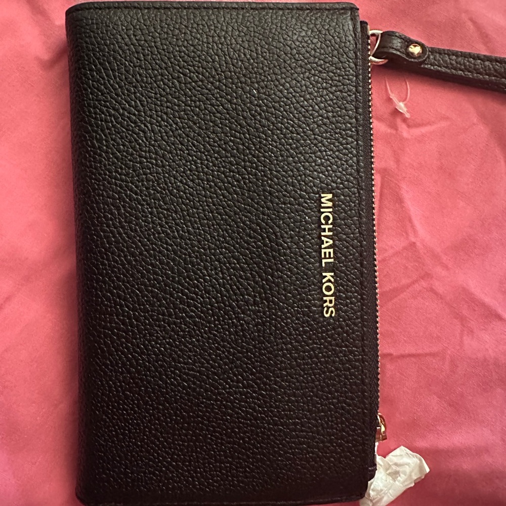Brand New Michael Kors Black and Gold Wallet